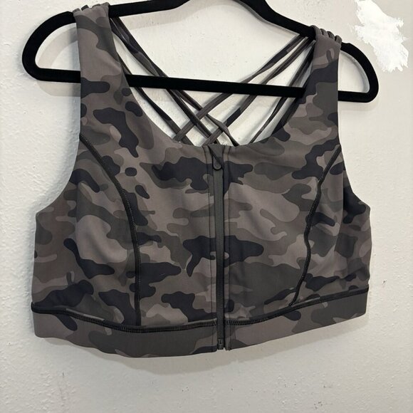 Torrid Happy Camper Front Zip Sport Bra Camo Print Women 2 X - Picture 4 of 9